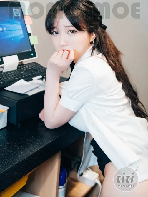 [Loozy] – NO.124 YeEun – Ticket Girl [115P-2.54GB]-丽丝屋