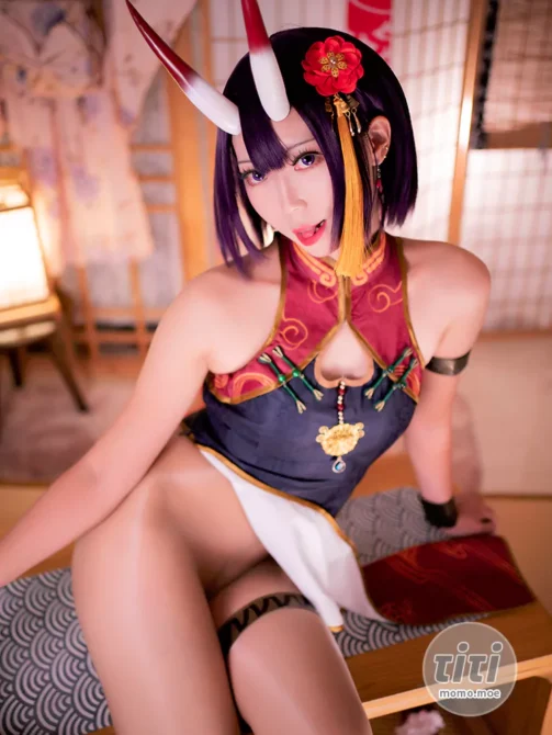 Money冷冷 – NO.022 酒吞高腰旗袍 [66P1V-5.16GB]-丽丝屋