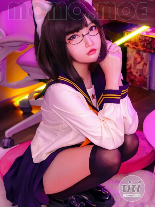 Potato Godzilla – NO.127 Tatami Neko-chan in Seifuku [20P-58M]-丽丝屋