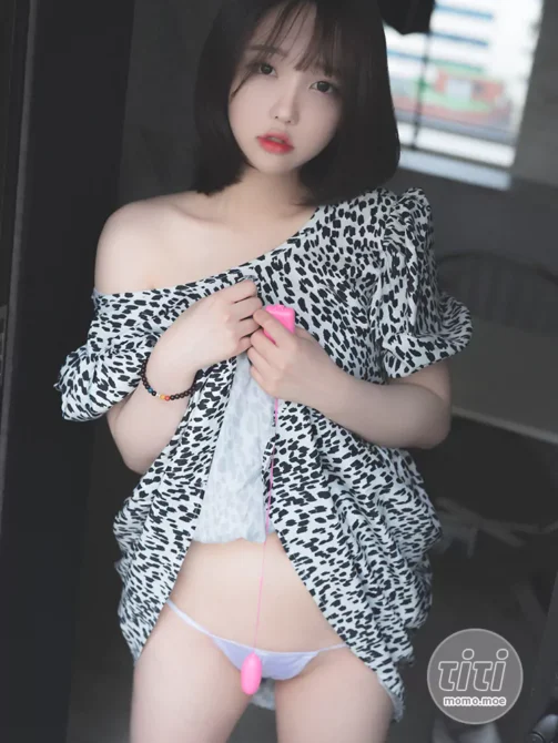 Pure Media Vol.114 Son Ye-Eun (손예은)-丽丝屋