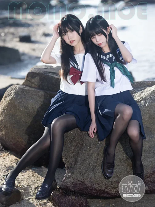 不呆猫 – NO.43 &三無人型 – 水手服百合黑丝 [51P+1V-612MB]-丽丝屋