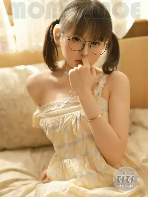 幼水铃衣 – NO.002 晨醒 [64P-165MB]-丽丝屋