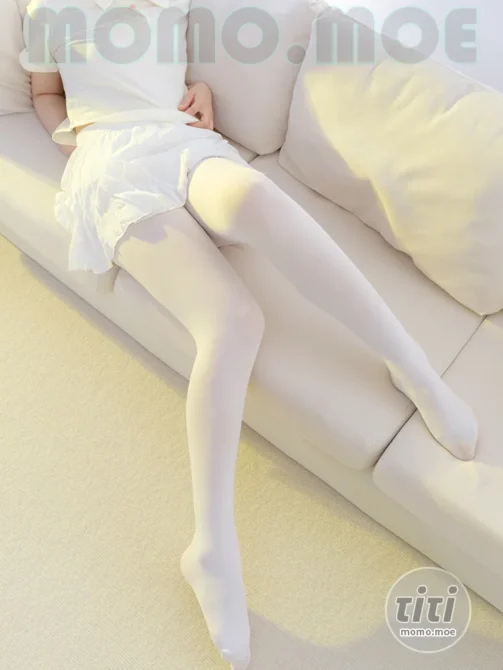 森萝财团 – 小樱 02E4K 白丝T恤短裙[100P1V-4.7G]-丽丝屋