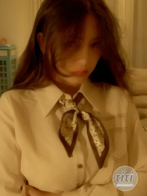 樱晚gigi – VOL.42 粉丝群收费视频42 钢琴课系列 被中断的课(下) [1V-170M]-丽丝屋