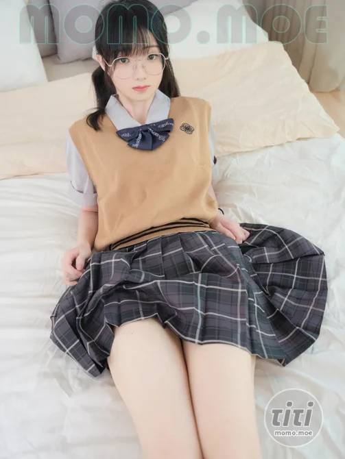 紧急企划 – 奶糖 JK定制(无水印版) [99P+1V-1.59GB]-丽丝屋