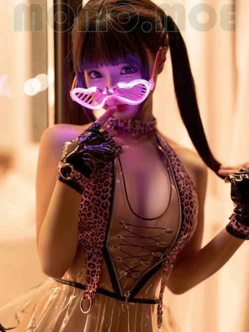 蠢沫沫 – NO.250 透明泳裙[16P-152M]-丽丝屋