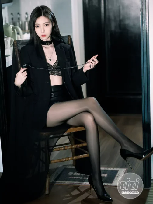 许岚LAN – NO.020 黑丝西装 [40P-453MB]-丽丝屋